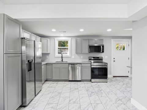 Tiny photo for 204 Rogers Drive, Madison Heights, VA 24572 (MLS # 362993)