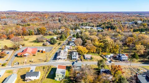 Tiny photo for 204 Rogers Drive, Madison Heights, VA 24572 (MLS # 362993)