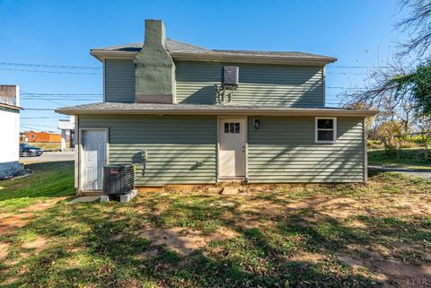 Tiny photo for 204 Rogers Drive, Madison Heights, VA 24572 (MLS # 362993)