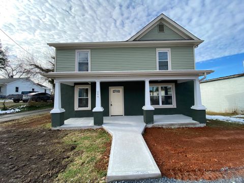 Tiny photo for 204 Rogers Drive, Madison Heights, VA 24572 (MLS # 362993)