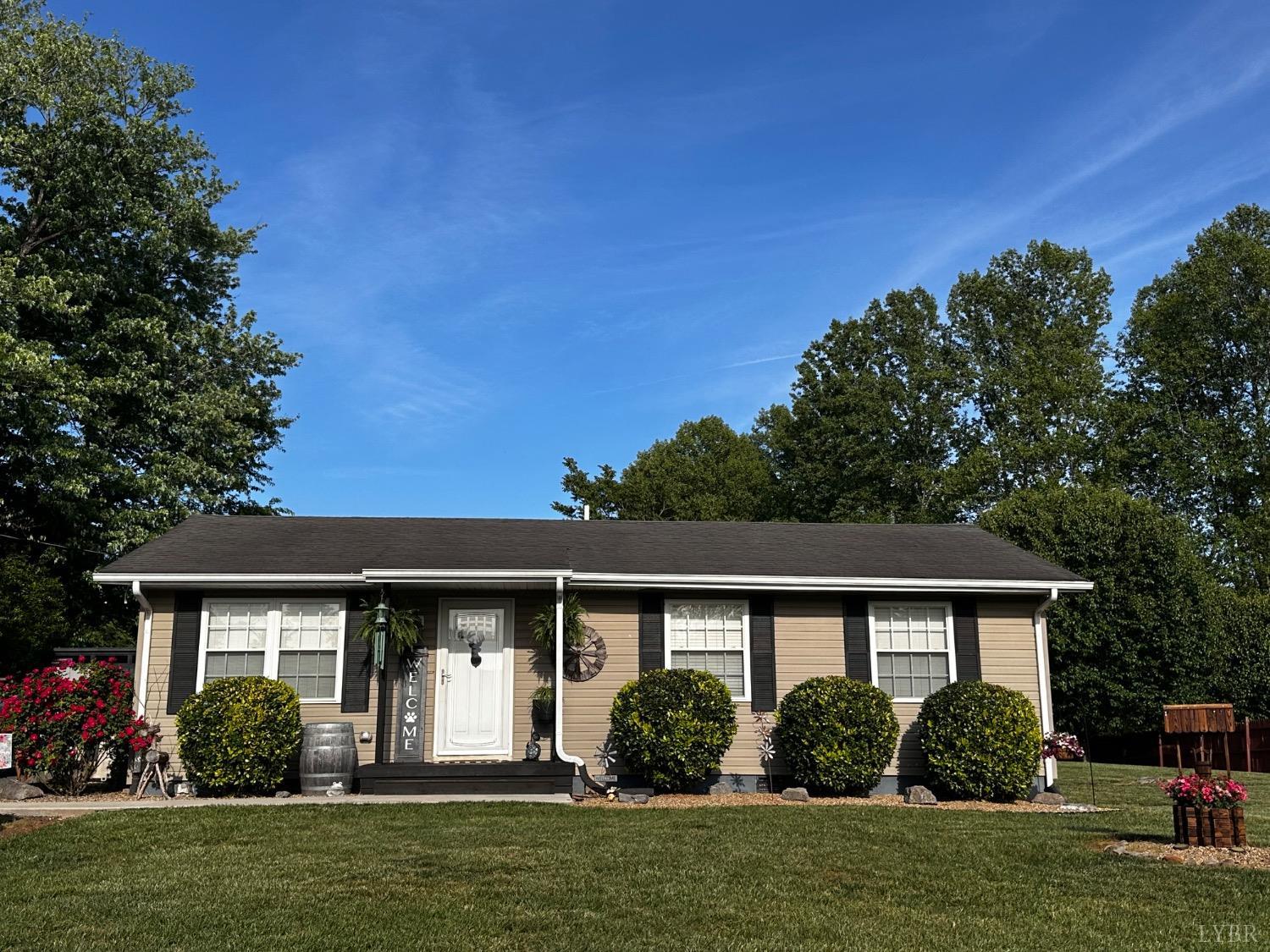 372 Spring Mill Road, Concord, Virginia image 2