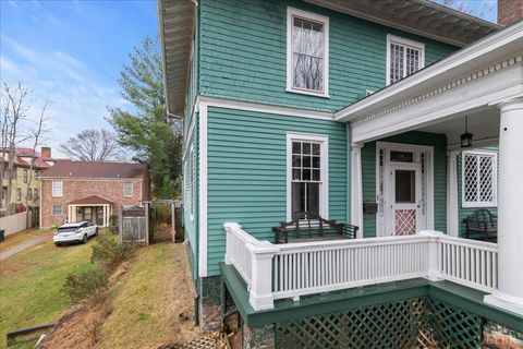 Tiny photo for 114 Harrison Street, Lynchburg, VA 24504 (MLS # 363236)