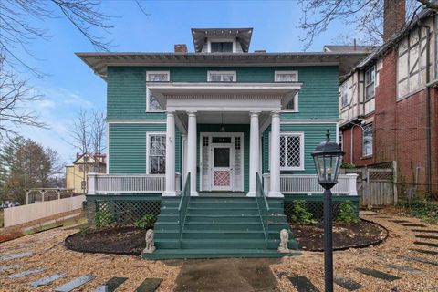 Tiny photo for 114 Harrison Street, Lynchburg, VA 24504 (MLS # 363236)