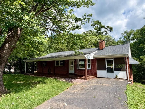 Homes For Sale - 158 Woodvue Drive<br/> Amherst County, Madison Heights, VA 24572