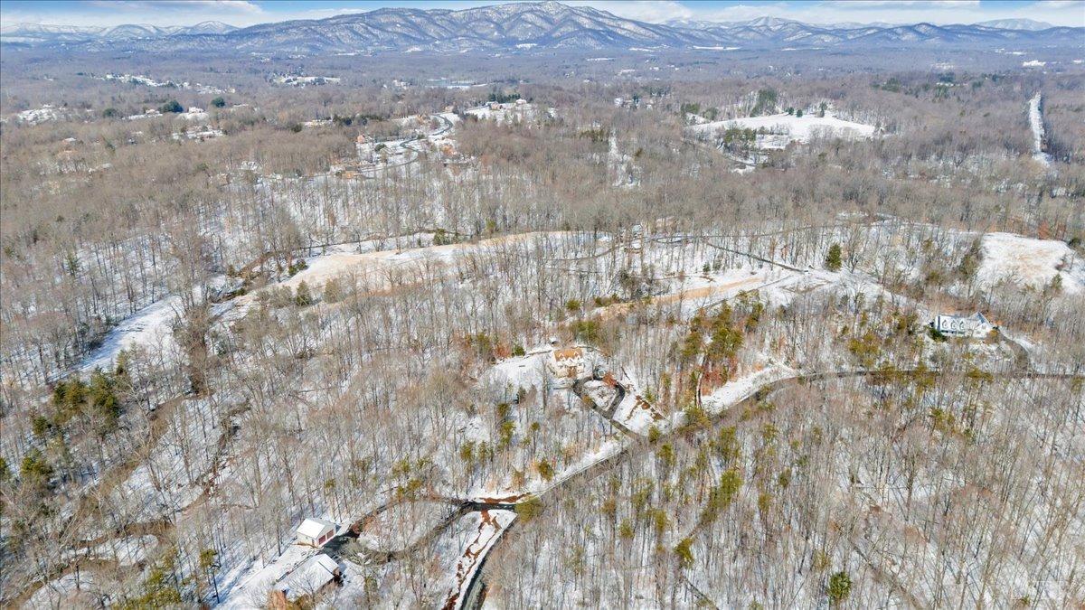 Madison Heights, Virginia 24572, United States, 3 Bedrooms Bedrooms, ,3 BathroomsBathrooms,Residential,Active,4106