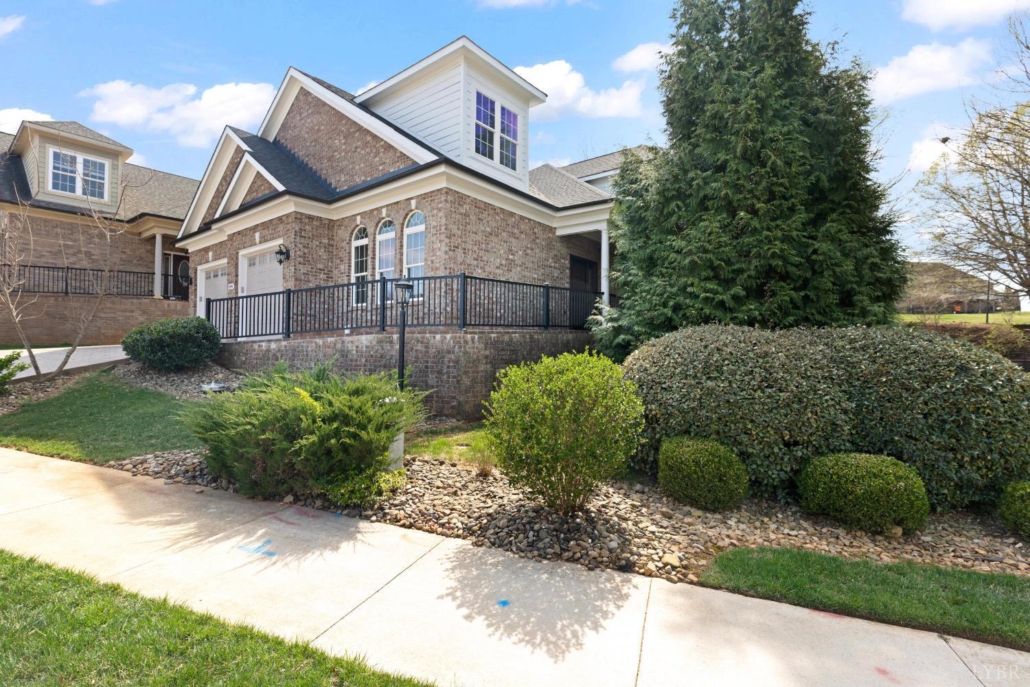 1080 Governors Lane, Forest, Virginia image 2
