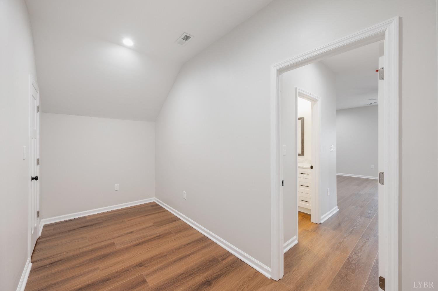1080 Governors Lane, Forest, Virginia image 33