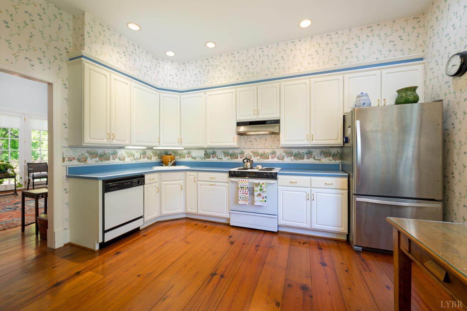 1409 Wiggington Road, Lynchburg, Virginia image 20