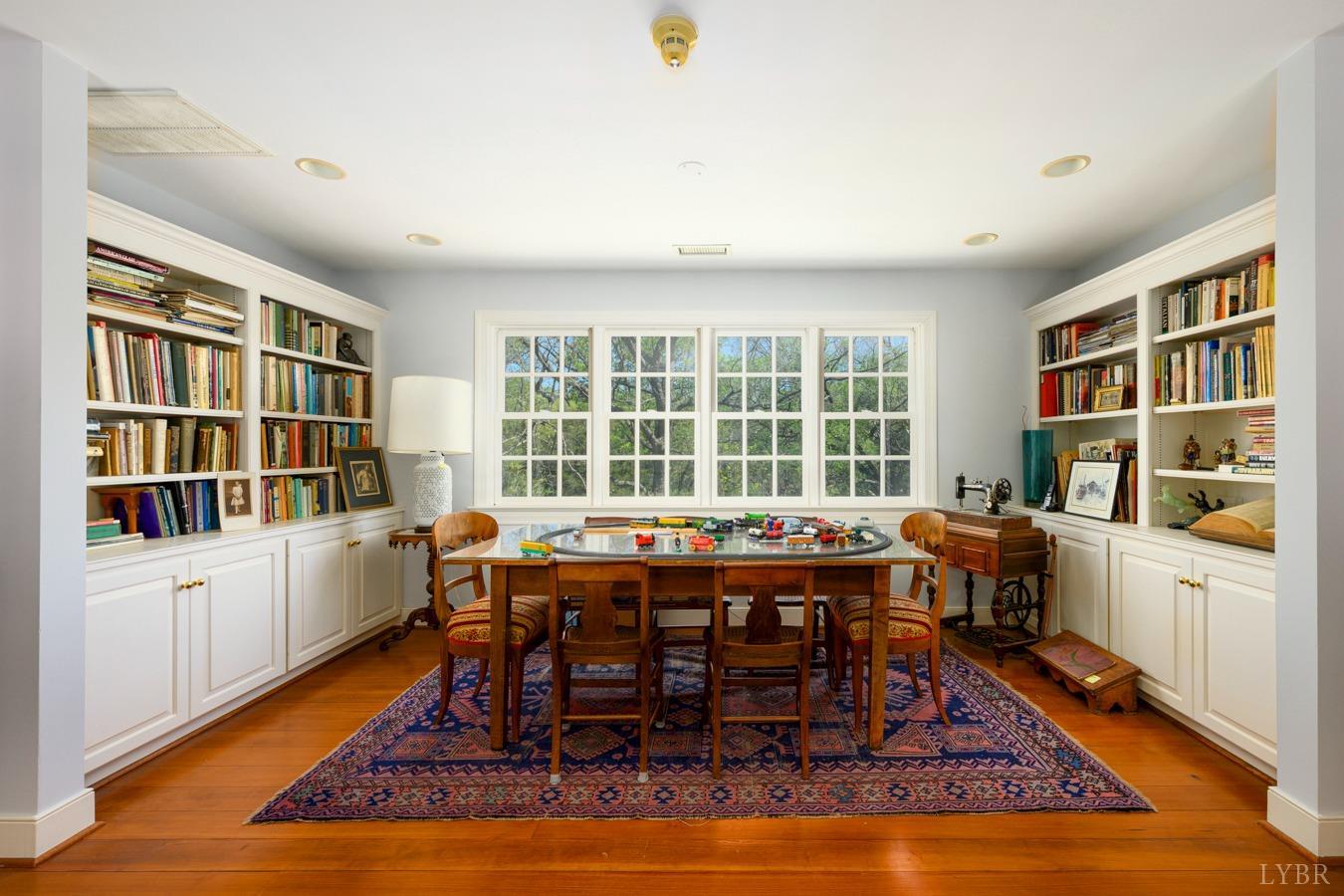 1409 Wiggington Road, Lynchburg, Virginia image 16
