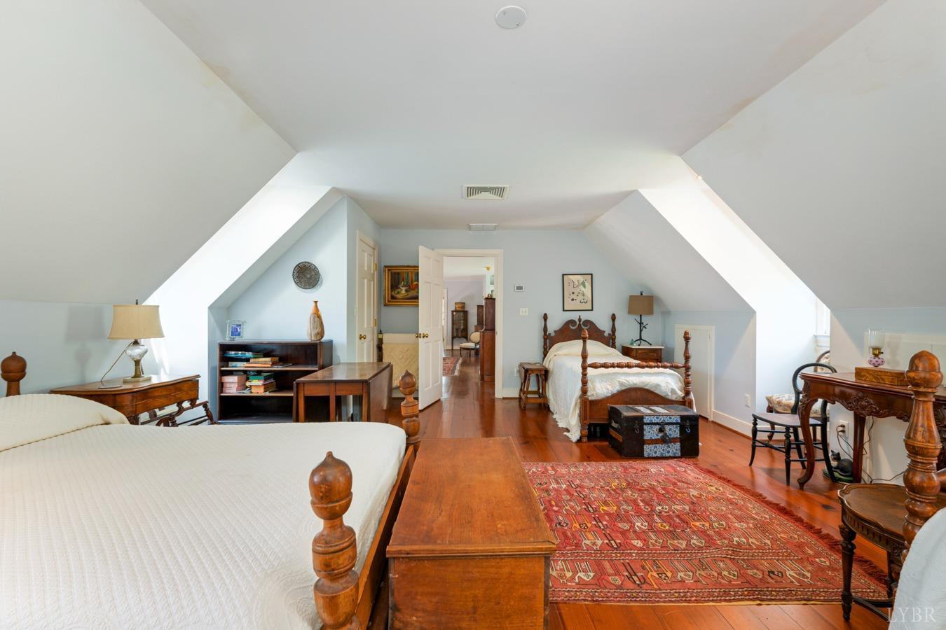 1409 Wiggington Road, Lynchburg, Virginia image 35