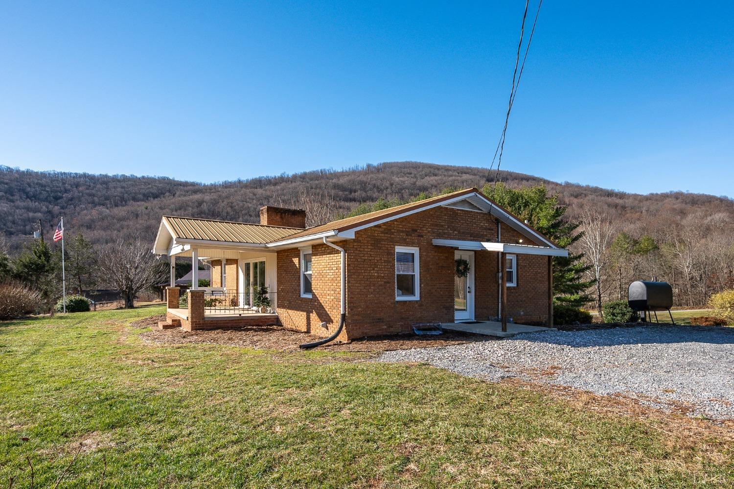 1149 Murrells Gap Road, Bedford, Virginia image 1