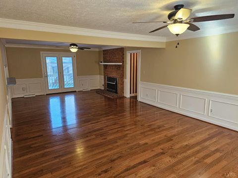 Tiny photo for 6400 Everett Road, Forest, VA 24551 (MLS # 363194)