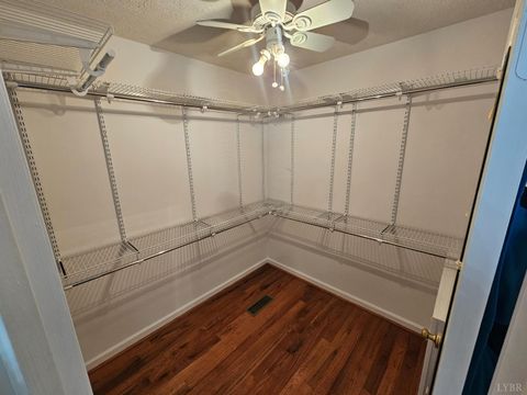 Tiny photo for 6400 Everett Road, Forest, VA 24551 (MLS # 363194)