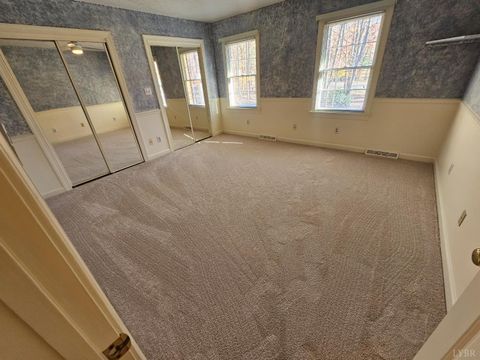 Tiny photo for 6400 Everett Road, Forest, VA 24551 (MLS # 363194)