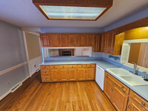 Tiny photo for 6400 Everett Road, Forest, VA 24551 (MLS # 363194)