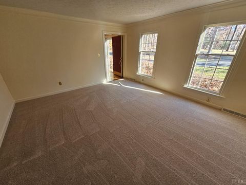 Tiny photo for 6400 Everett Road, Forest, VA 24551 (MLS # 363194)