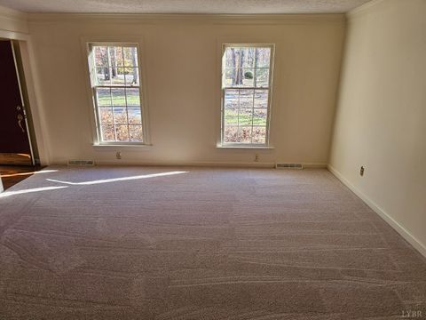 Tiny photo for 6400 Everett Road, Forest, VA 24551 (MLS # 363194)