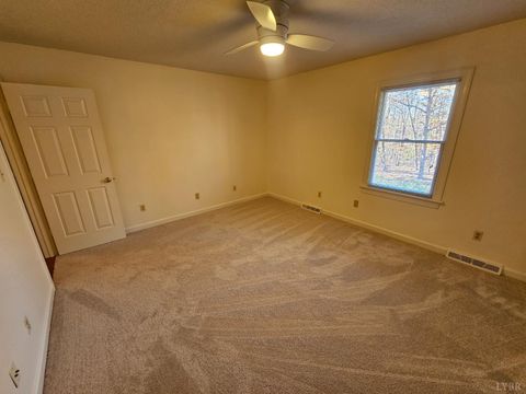 Tiny photo for 6400 Everett Road, Forest, VA 24551 (MLS # 363194)
