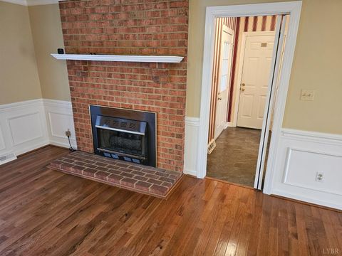 Tiny photo for 6400 Everett Road, Forest, VA 24551 (MLS # 363194)