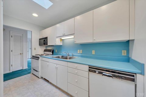 Tiny photo for 2768 Lake Retreat Drive, Huddleston, VA 24104 (MLS # 364642)