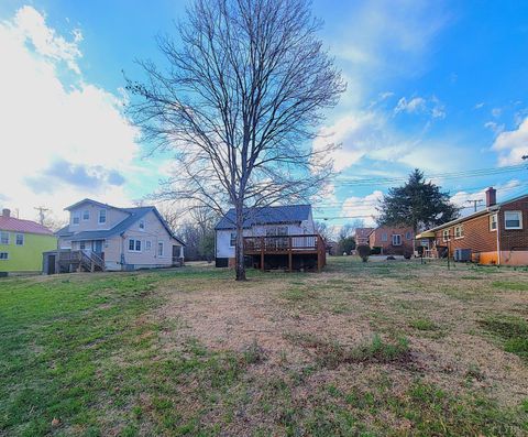 Tiny photo for 707 12th Street, Altavista, VA 24517 (MLS # 364886)