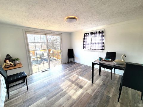 Tiny photo for 707 12th Street, Altavista, VA 24517 (MLS # 364886)