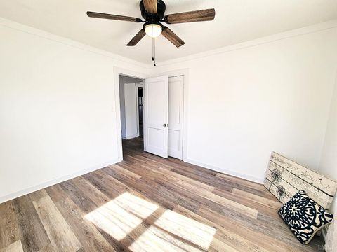 Tiny photo for 707 12th Street, Altavista, VA 24517 (MLS # 364886)