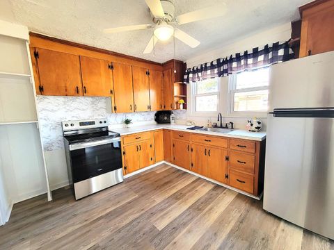 Tiny photo for 707 12th Street, Altavista, VA 24517 (MLS # 364886)