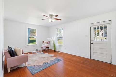 Tiny photo for 2022 Hughes Avenue, Lynchburg, VA 24501 (MLS # 364027)