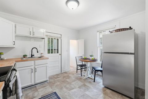 Tiny photo for 2022 Hughes Avenue, Lynchburg, VA 24501 (MLS # 364027)