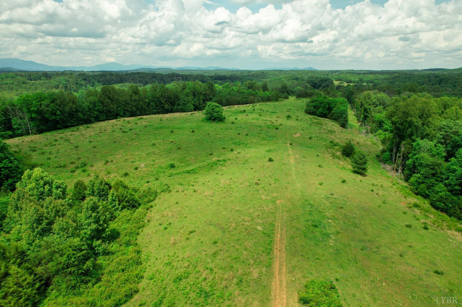 Pendleton Drive, Amherst, Virginia image 4