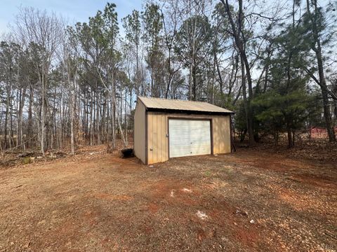 Tiny photo for 3363 Horseshoe Road, Appomattox, VA 24522 (MLS # 364672)