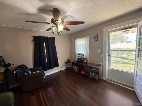 Tiny photo for 1139 Tabor Road, Gladys, VA 24554 (MLS # 364092)