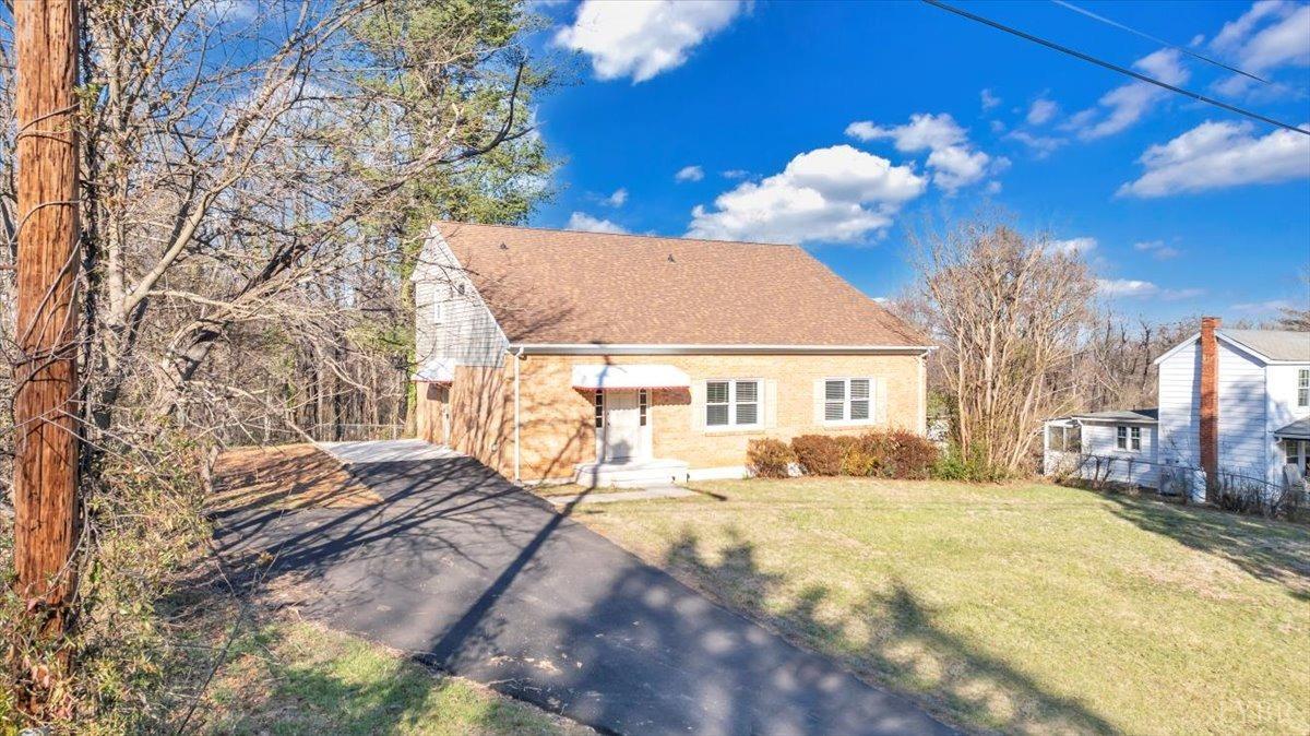 Lynchburg, Virginia 24504, United States, 3 Bedrooms Bedrooms, ,3 BathroomsBathrooms,Residential,Active,86978