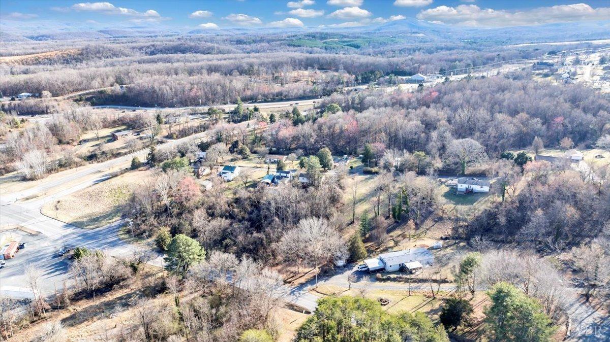 Lynchburg, Virginia 24504, United States, 3 Bedrooms Bedrooms, ,3 BathroomsBathrooms,Residential,Active,86978