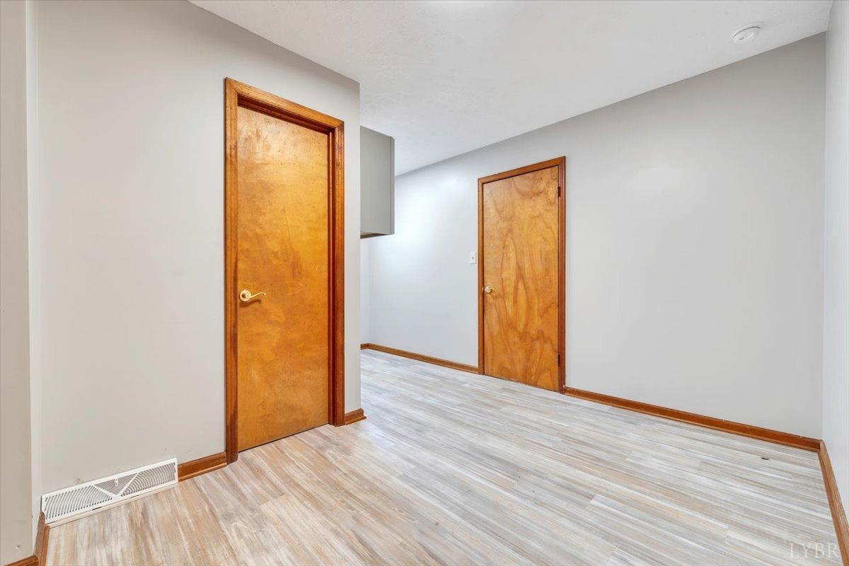 Lynchburg, Virginia 24504, United States, 3 Bedrooms Bedrooms, ,3 BathroomsBathrooms,Residential,Active,86978