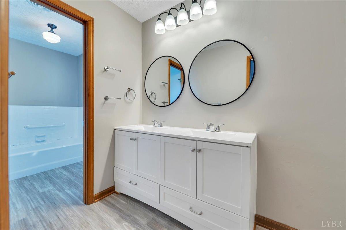 Lynchburg, Virginia 24504, United States, 3 Bedrooms Bedrooms, ,3 BathroomsBathrooms,Residential,Active,86978