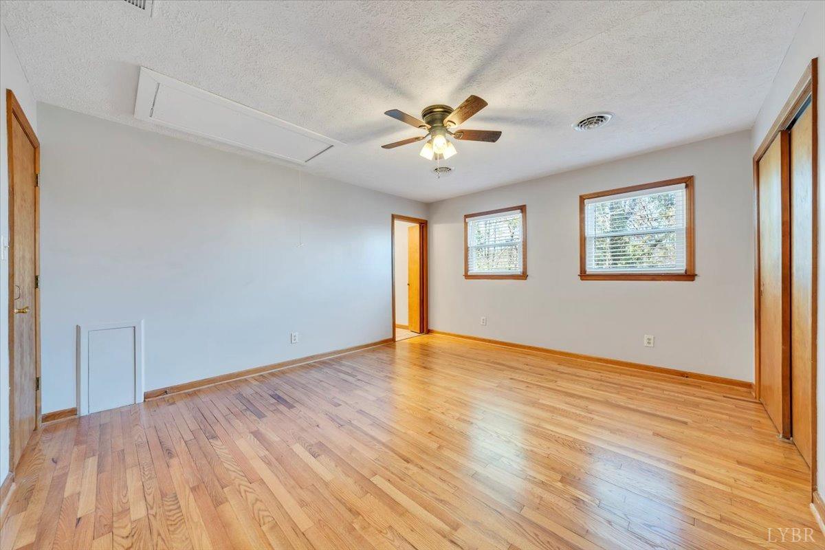 Lynchburg, Virginia 24504, United States, 3 Bedrooms Bedrooms, ,3 BathroomsBathrooms,Residential,Active,86978