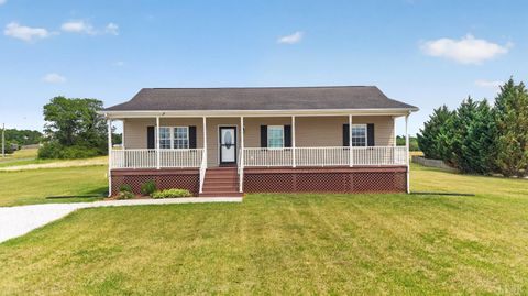 Tiny photo for 109 View Ln. LN, Concord, VA 24538 (MLS # 366753)