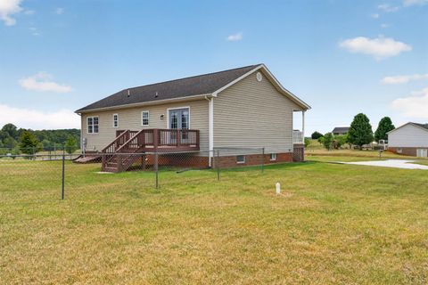 Tiny photo for 109 View Ln. LN, Concord, VA 24538 (MLS # 366753)