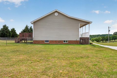Tiny photo for 109 View Ln. LN, Concord, VA 24538 (MLS # 366753)