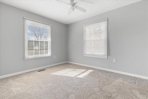 Tiny photo for 813 Doss Road, Concord, VA 24538 (MLS # 364194)