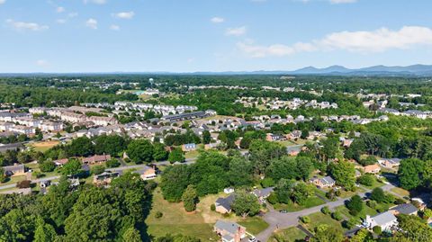 Tiny photo for 113 Kenbridge Place, Lynchburg, VA 24502 (MLS # 366474)