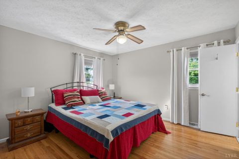 Tiny photo for 113 Kenbridge Place, Lynchburg, VA 24502 (MLS # 366474)