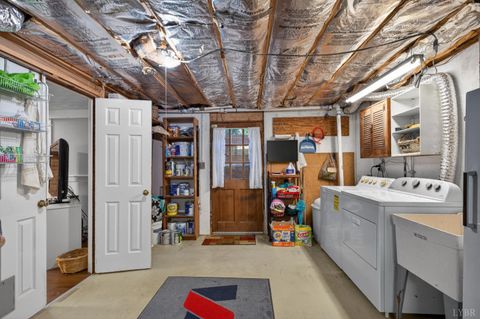 Tiny photo for 113 Kenbridge Place, Lynchburg, VA 24502 (MLS # 366474)