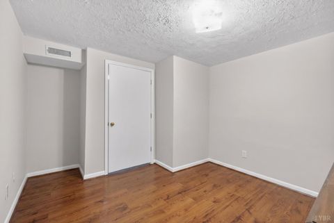 Tiny photo for 113 Kenbridge Place, Lynchburg, VA 24502 (MLS # 366474)