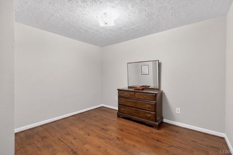 Tiny photo for 113 Kenbridge Place, Lynchburg, VA 24502 (MLS # 366474)