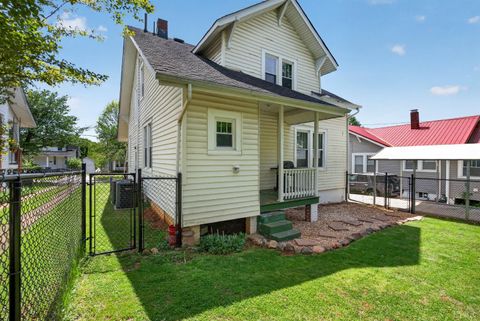 Tiny photo for 306 Westover Boulevard, Lynchburg, VA 24501 (MLS # 365883)