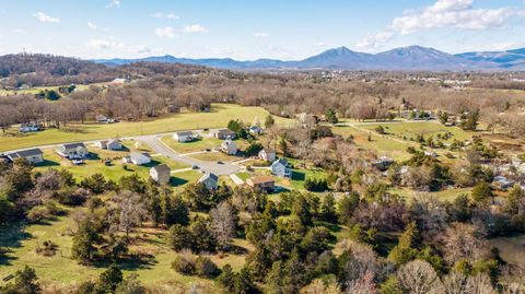 Tiny photo for 1578 Village Court, Bedford, VA 24523 (MLS # 365015)