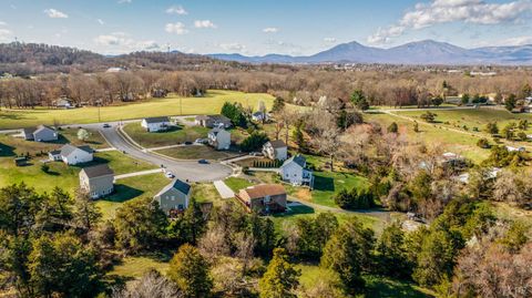 Tiny photo for 1578 Village Court, Bedford, VA 24523 (MLS # 365015)